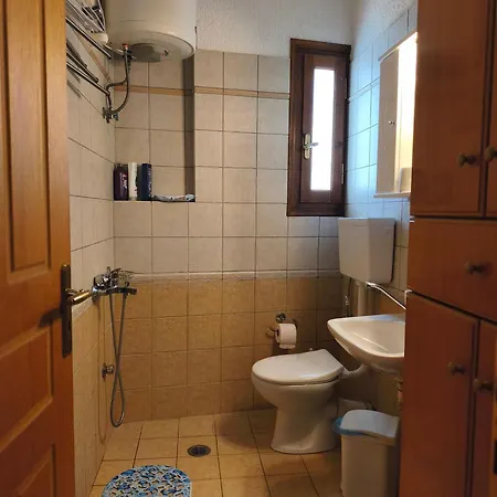 Апартаменты Efis House Kalivia (Voiotia)